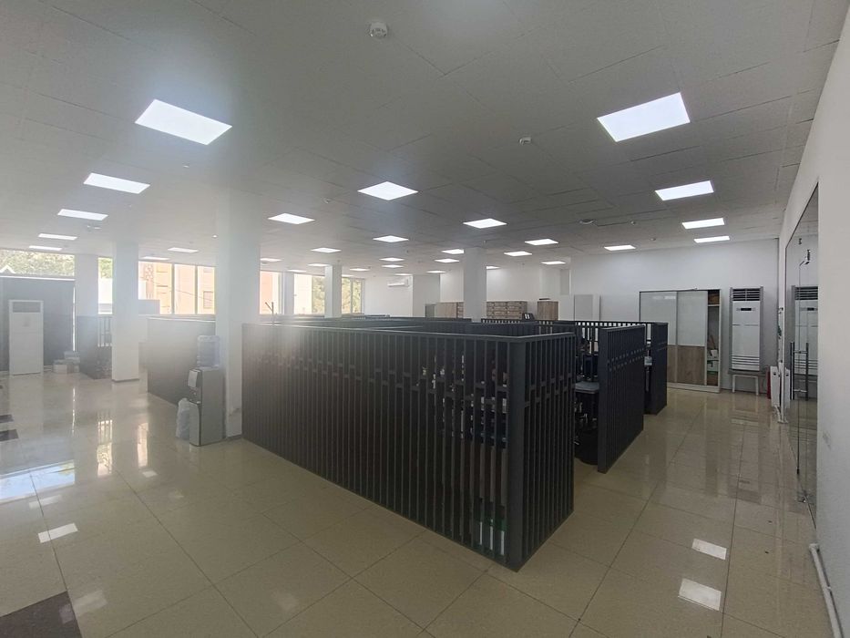 Офис в аренду 350 м2