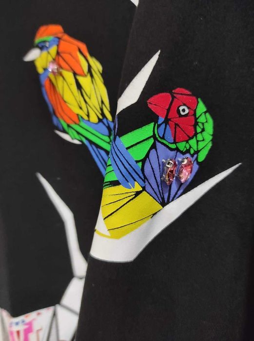 Къса тениска рокля с голи рамене Moschino