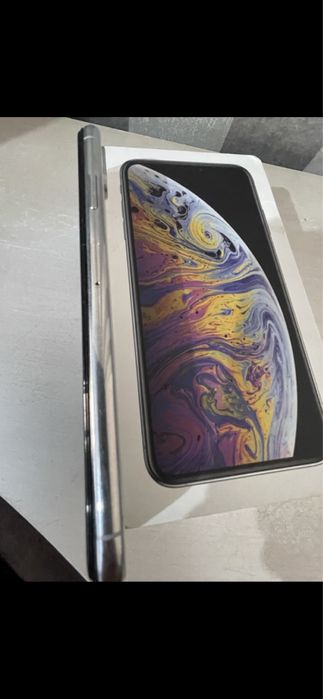 Iphone Xs max sotiladi
