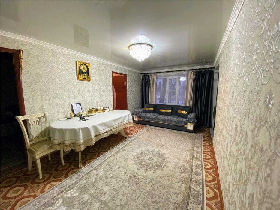 Срочная продажа! Отличная 3-комнатная малогабаритная квартира 13 мкр