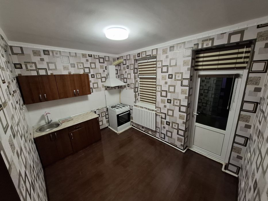 Кармана газ идораси оркасидан 2 сутик 3 хонали катеж сотилади