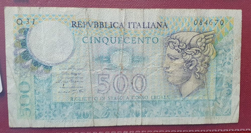 Vând 2 Bancnote: "REPVBBLICA ITALIANA Cinquecento 500 Lire"
