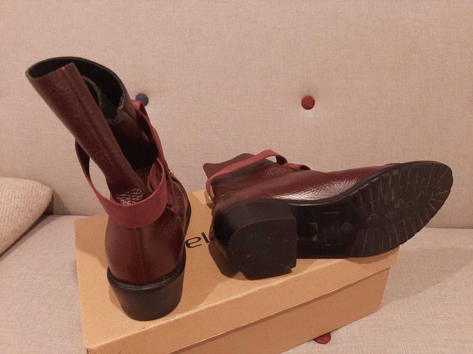 Ghete Mihaela Glavan marimea 38