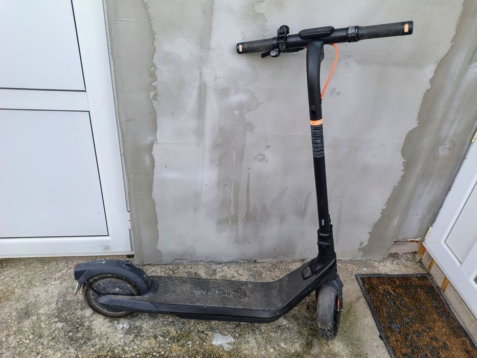 Електрическа тротинетка Segway-Ninebot E2 Pro