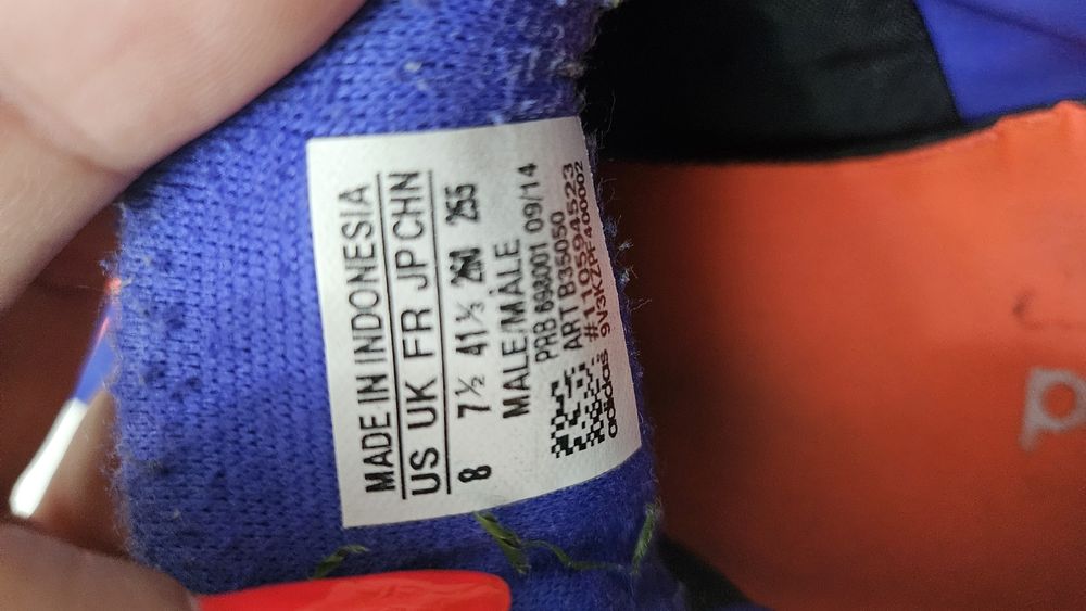 Бутонки футболни обувки Adidas номер 41