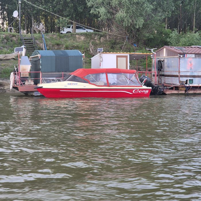 Barcă Corsar 730