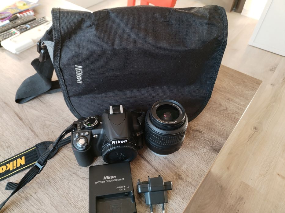 Фотоапарат NIKON D3100