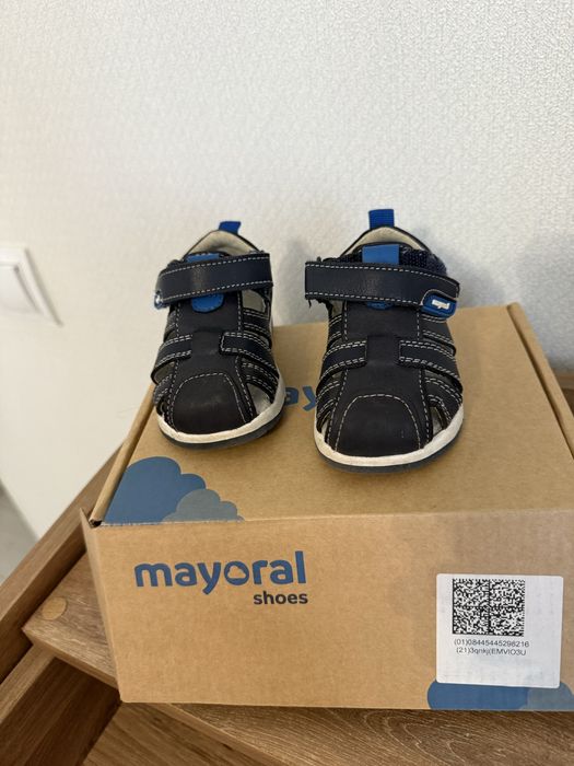 Сандали детские