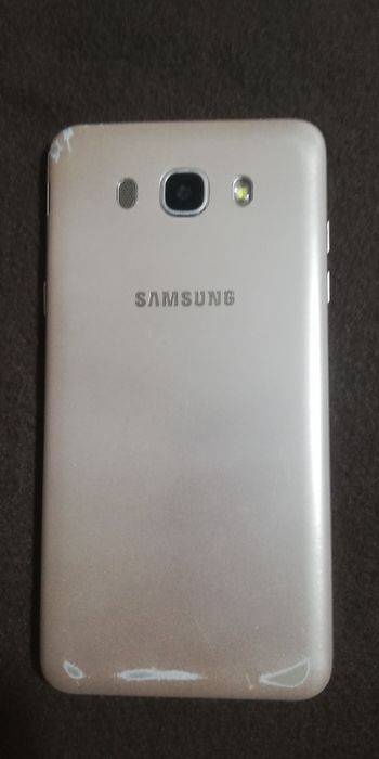 Samsung galaxy J7