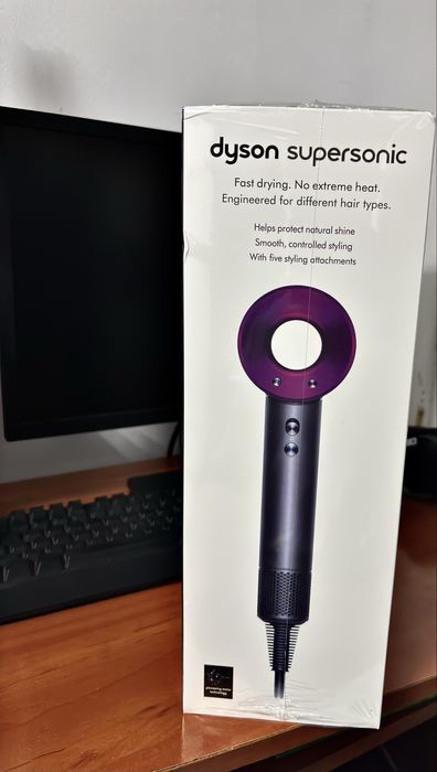 Dyson supersonic