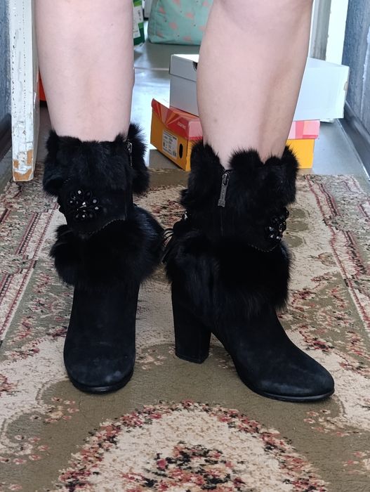 Полусапожки  замшевые