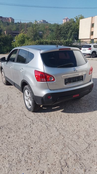 Nissan Qashqai на части
