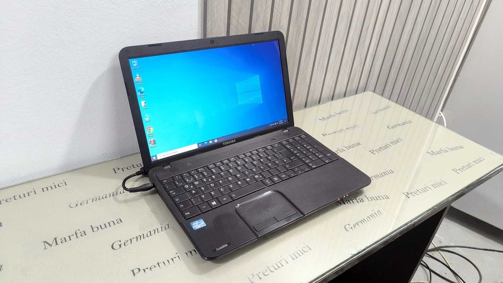 Laptop Core i3 - Toshiba Satellite C850 - functional, instalat