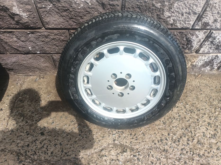 Продам запаску р15