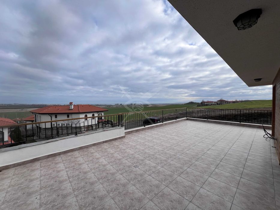 Продава се Тристаен апартамент в Ахелой - 118 кв.м за 1033 €/кв.м - Снимка #3