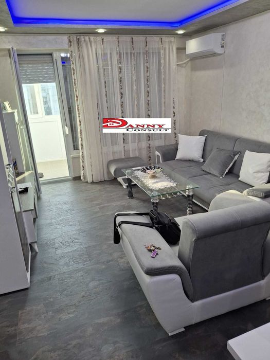 Тристаен, ремонтиран апартамент за продажба - гр. Павликени