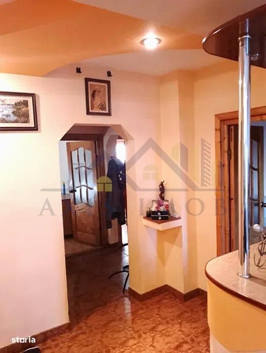 Apartament 3 camere conf  1 decomandat  zona 1 Dec 1918
