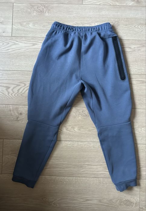 Nike Air Tech Fleece артикули