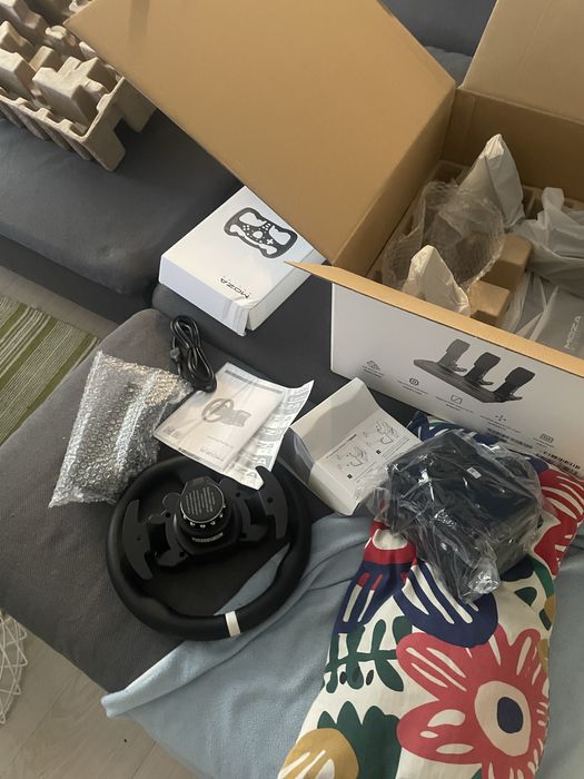 volan moza r5 cu kit ul de suspensii ambreajul si volan f1