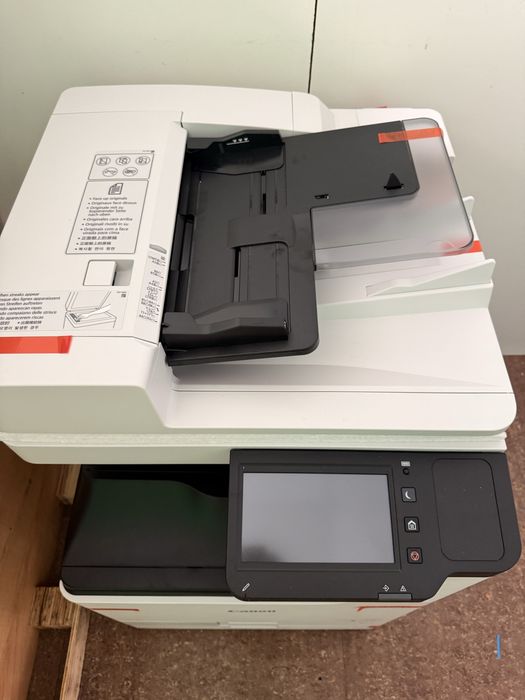 Canon image RUNNER C3326i