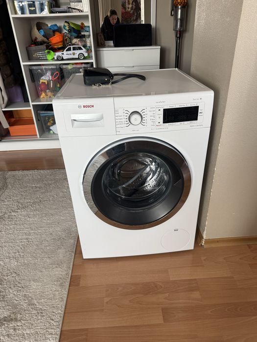 Машинка стиральная