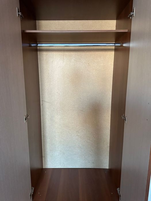 Продам спальный гарнитур