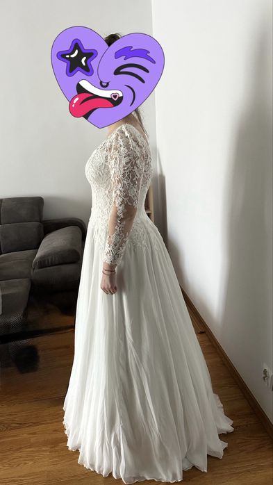 Rochie mireasa cu crinolina