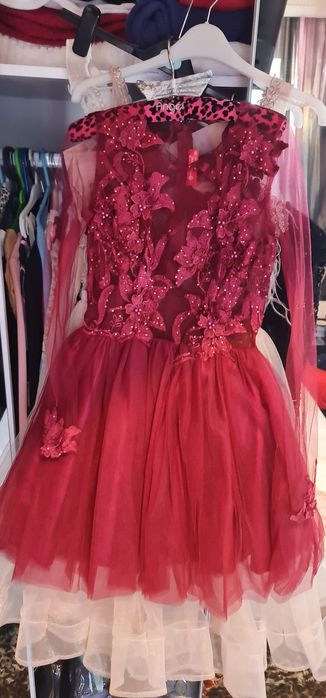 Rochie roșie athmosfer nr 36 purtata odată.