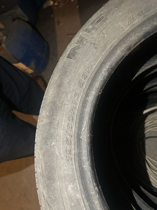 Продам летние шины 195/ 60/ 16