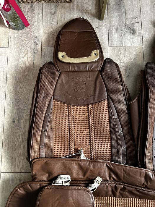 Чехлы в отличном состоянии