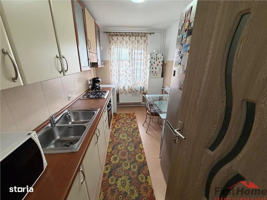 Apartament 2 camere, hol patrat, logie + balcon, mobilat si utilat