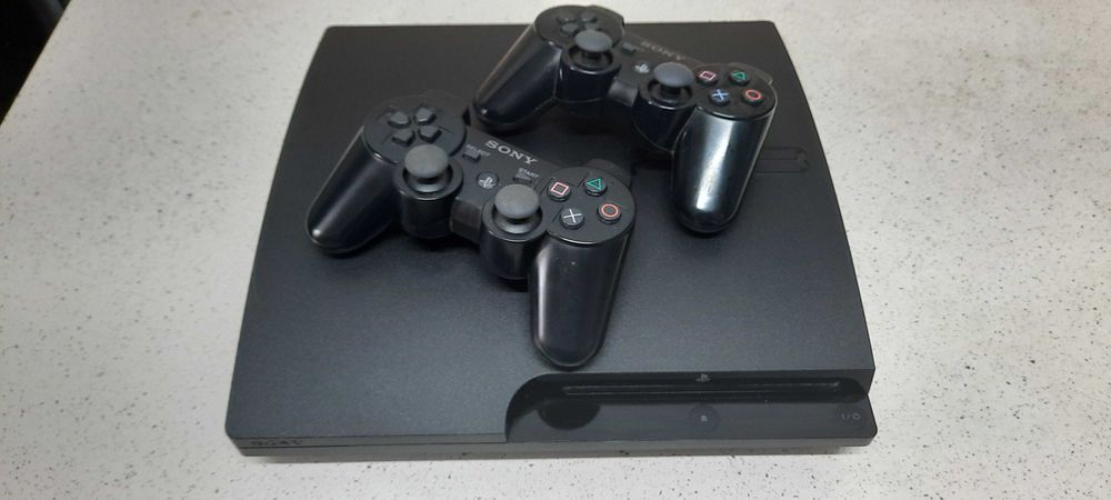 Vand ps3 modat HEN doua manete