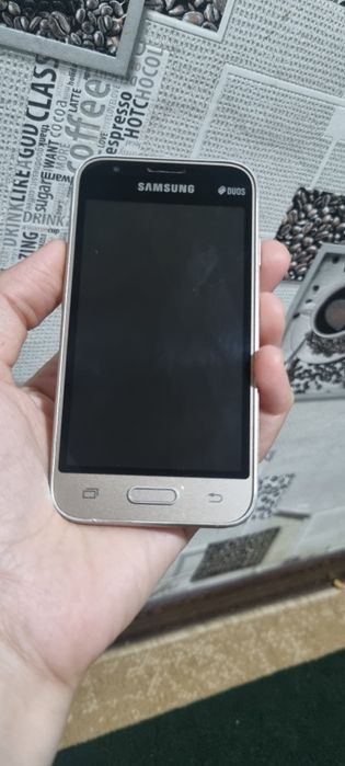 Samsung J1 sotiladi