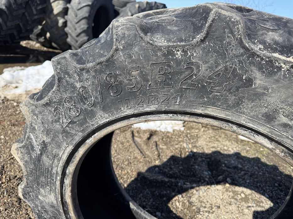 11,2r24 bkt tractor
