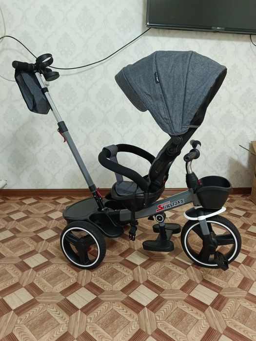 Велосипед трёхколёсный