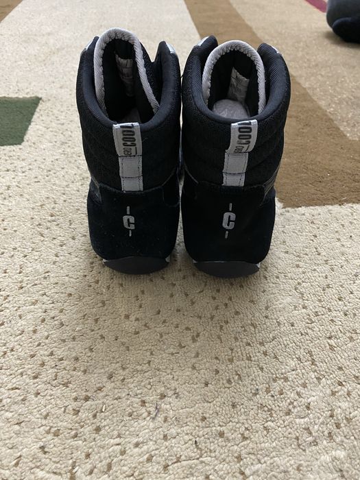 Боксерка(Clinch ) в едеальном состоянии