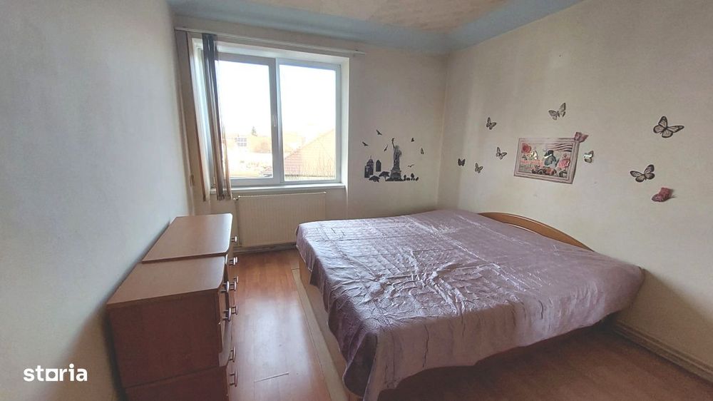 Apartament 3 camere decomandate zona Terezian