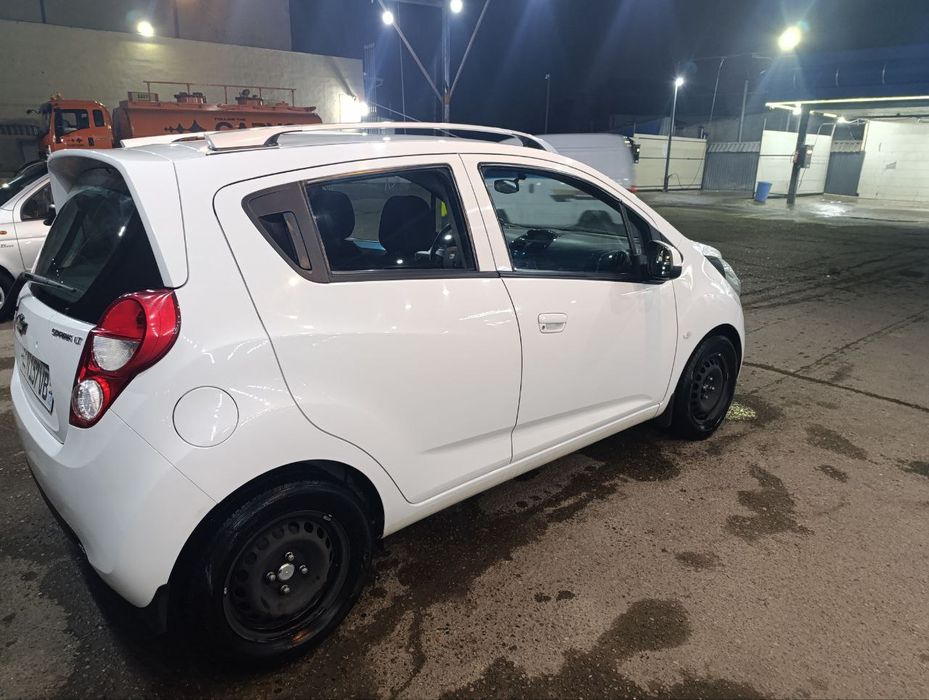 Продаётся SPARK  2017