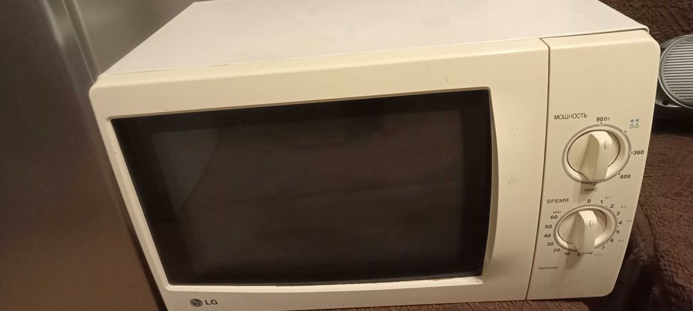 Микроволновка LG