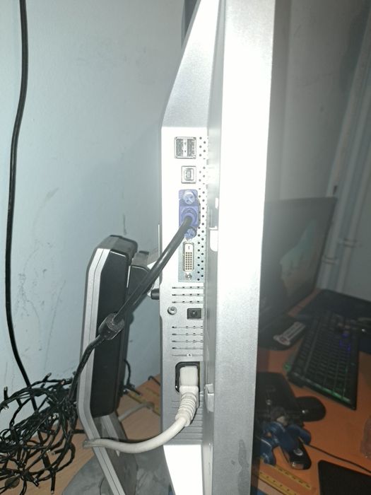 Urgent Monitor Dell rotativ