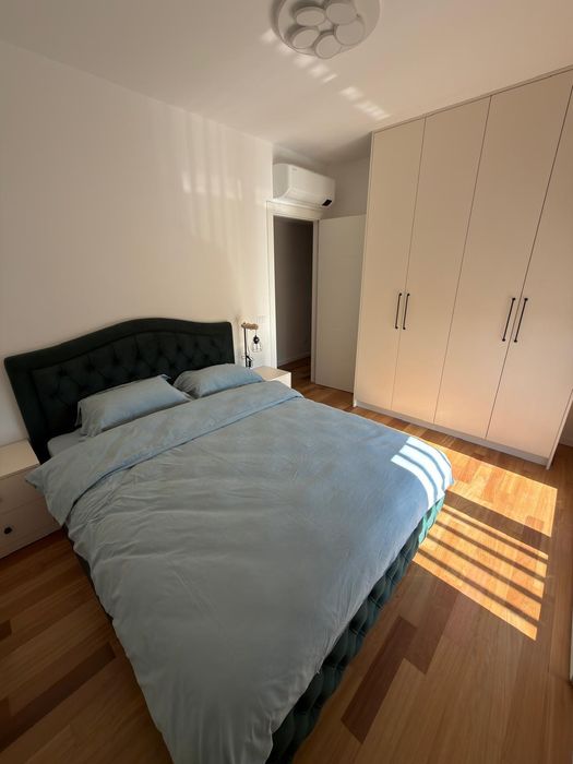 De inchiriat  apartament cu 2 camere decomandate et1