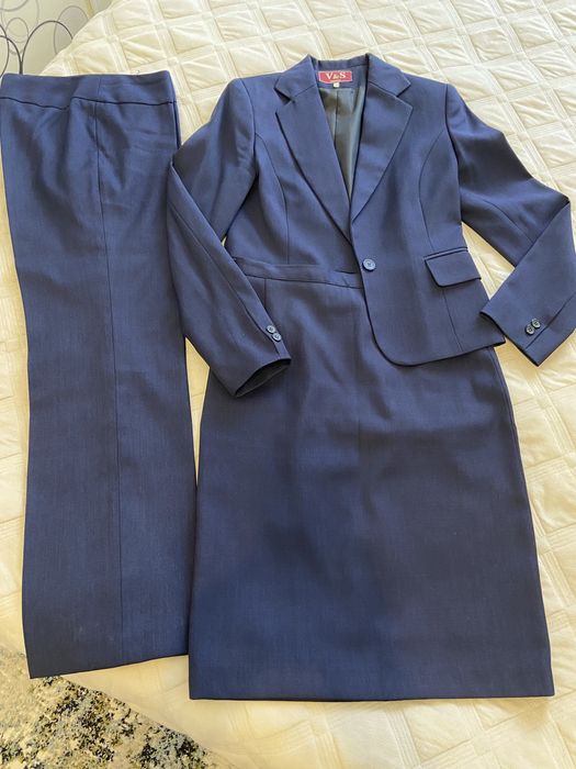 Классические костюмы