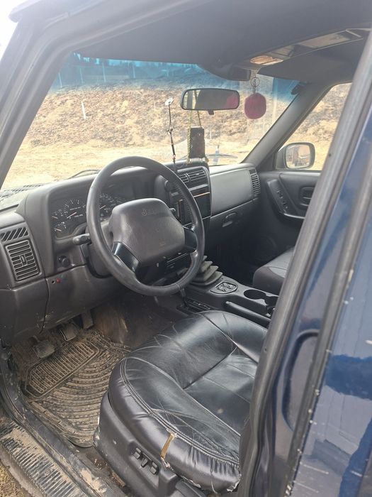 Vind jeep cherokee xj