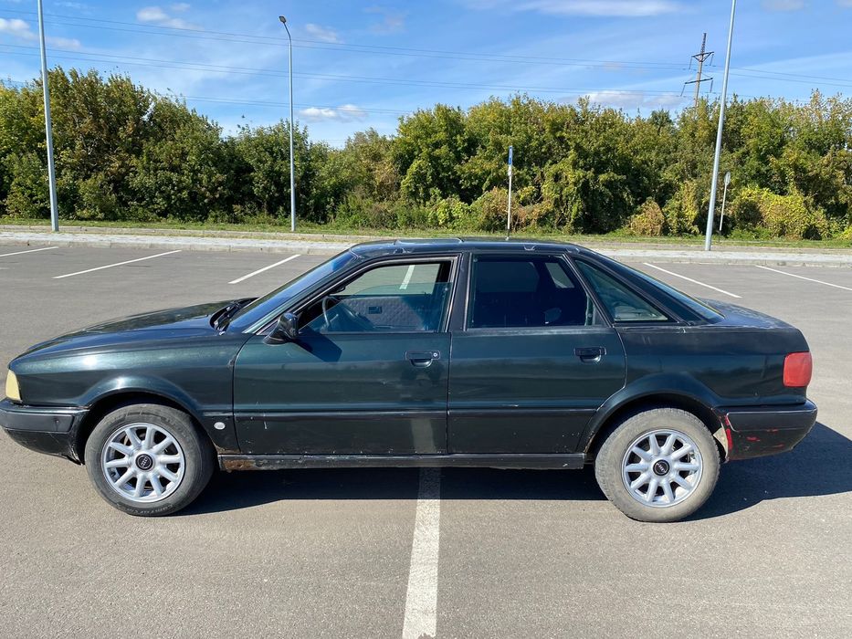 продам машину audi b4