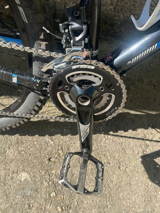Vând bicicleta full suspension marca Boardman