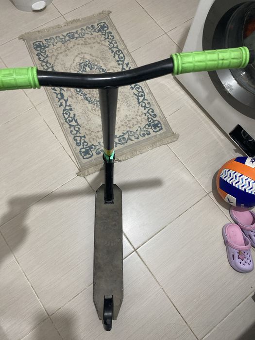 Самакат трюкавой