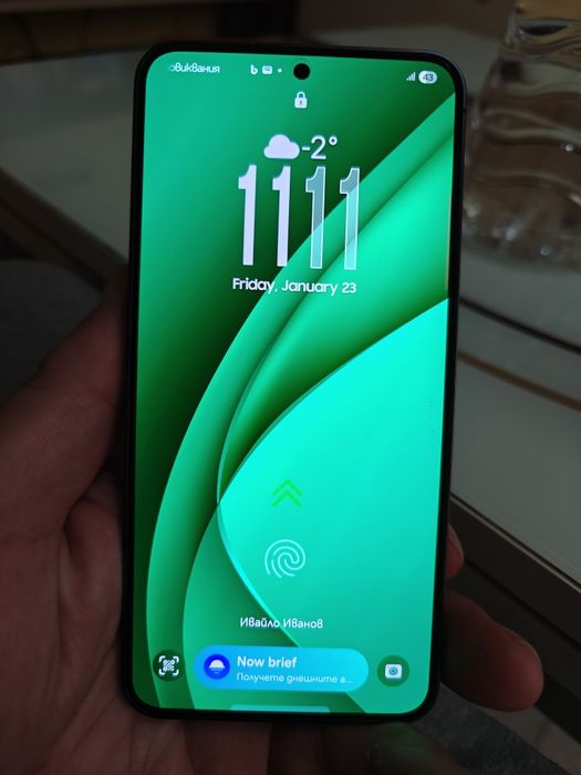 Самсунг Галакси S24, 370 евро.