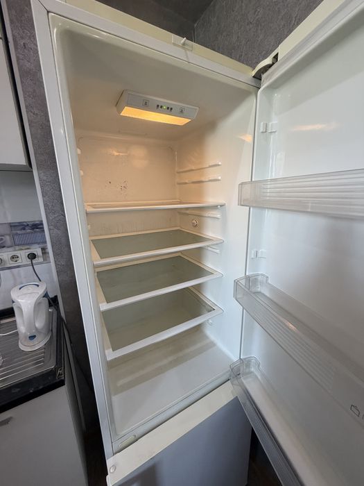 Продам холодильник LG б/у