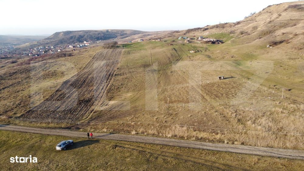 De vanzare teren Chinteni cu panorama