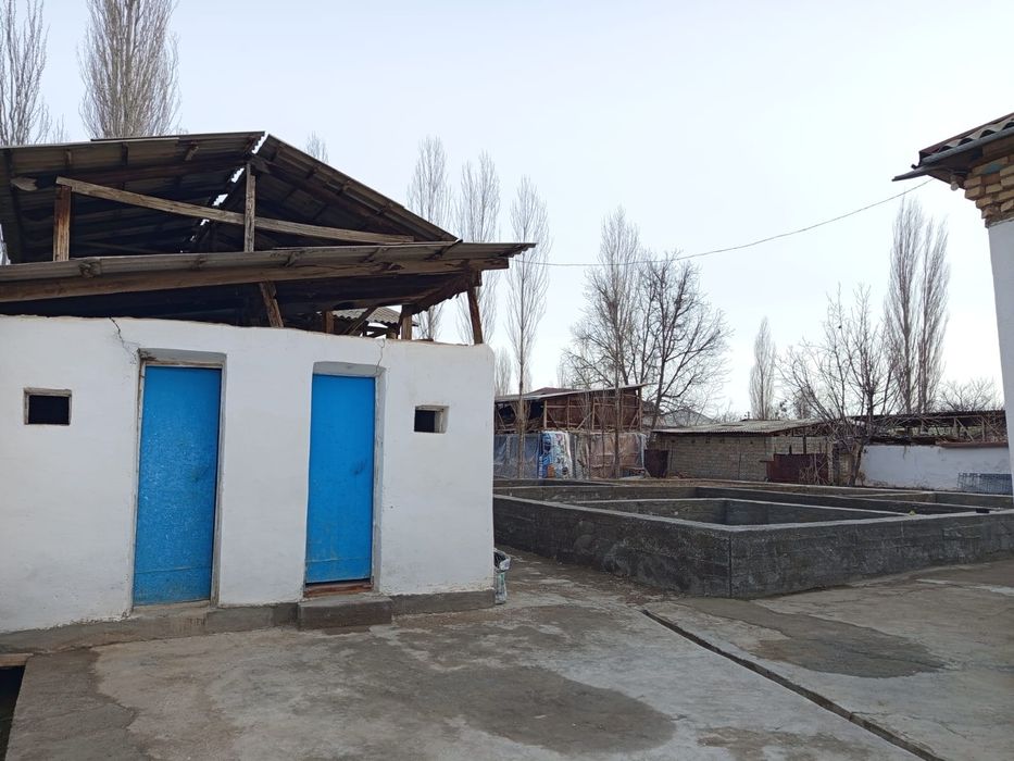 Участка сотилади срочно, тайор фундамент билан